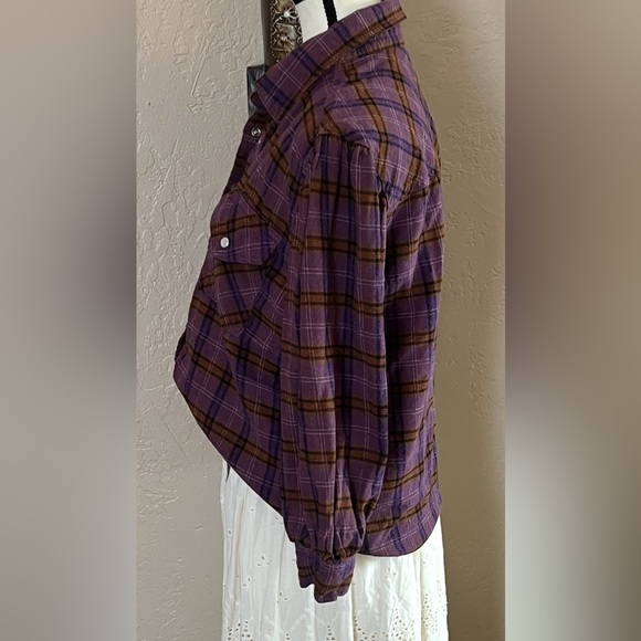 Entro Flannel Pearl Snap Top - Picture 3 of 6